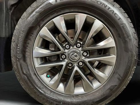 Used 2017 Lexus GX 460 Premium image 38