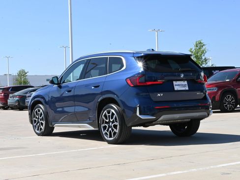 Certified 2025 BMW X1 xDrive28i w/ Premium Package image 7
