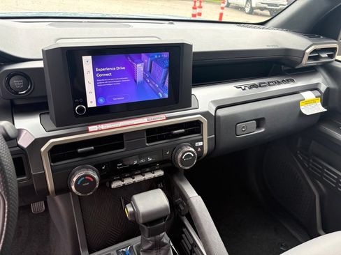 New 2026 Toyota Tacoma SR5 AWD/4WD image 42