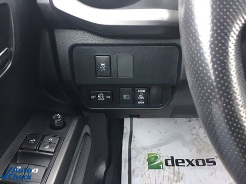 Used 2021 Toyota Tacoma TRD Sport w/ Technology Package image 32