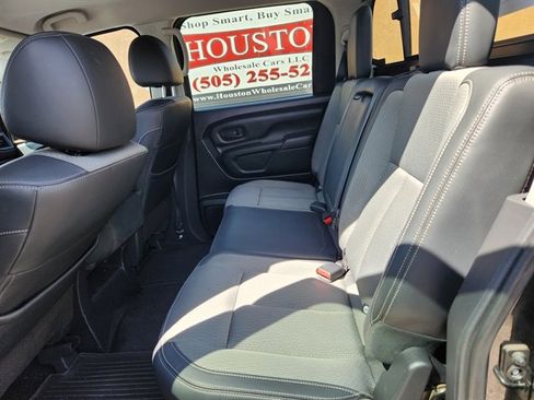 Used 2020 Nissan Titan S w/ S Utility Package image 10