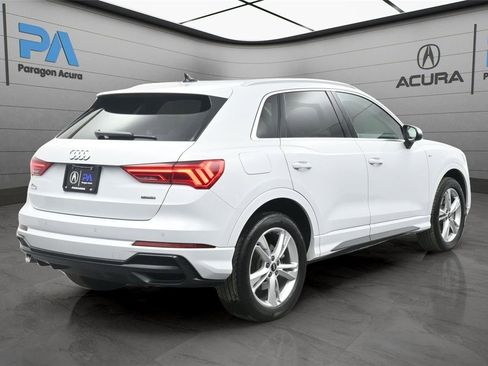 Used 2022 Audi Q3 2.0T Premium Plus w/ Premium Plus Package image 27