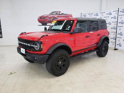 Certified 2022 Ford Bronco Wildtrak AWD/4WD image 3