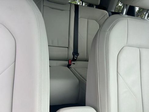 Used 2020 Audi Q3 2.0T Premium Plus w/ Premium Plus Package image 29