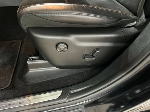 Used 2025 Dodge Durango GT AWD/4WD image 10