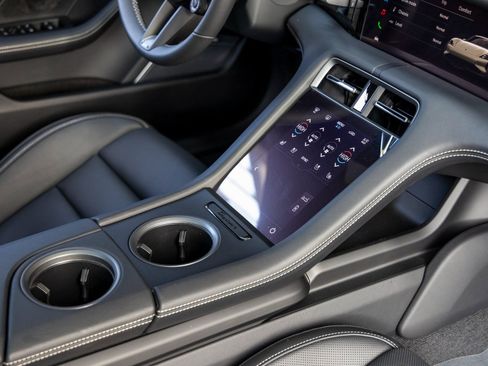 New 2026 Porsche Taycan 4S AWD/4WD image 52
