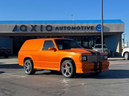 Used 1987 Chevrolet S10 Pickup Sport image 1