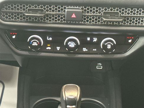 Used 2024 Honda HR-V Sport image 16
