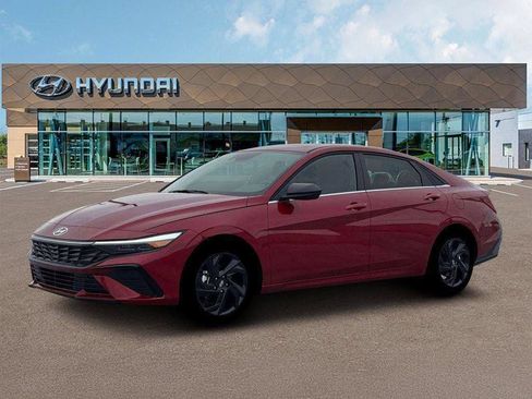 New 2026 Hyundai Elantra SEL Sport Premium FWD image 2