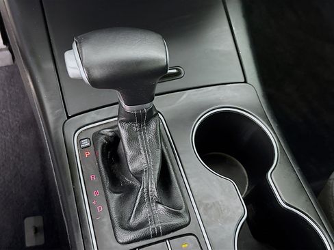 Used 2019 Kia Sorento S image 19