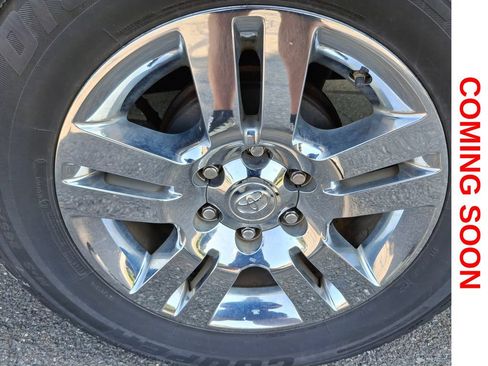 Used 2013 Toyota Tacoma 4x4 Double Cab w/ Limited Pkg image 9