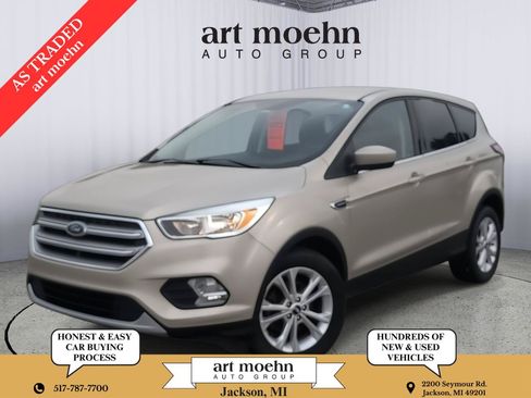 Used 2017 Ford Escape SE FWD image 1