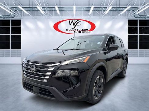 Used 2025 Nissan Rogue SV FWD image 7