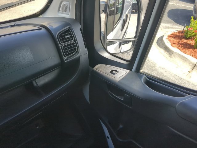 Used 2025 RAM ProMaster 2500 w/ U-Haul Equipment Group FWD image 18