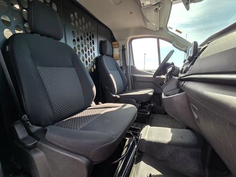Used 2025 Ford Transit 250 Low Roof w/ Exterior Upgrade Package RWD image 28