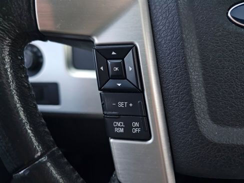 Used 2014 Ford F150 Platinum image 46