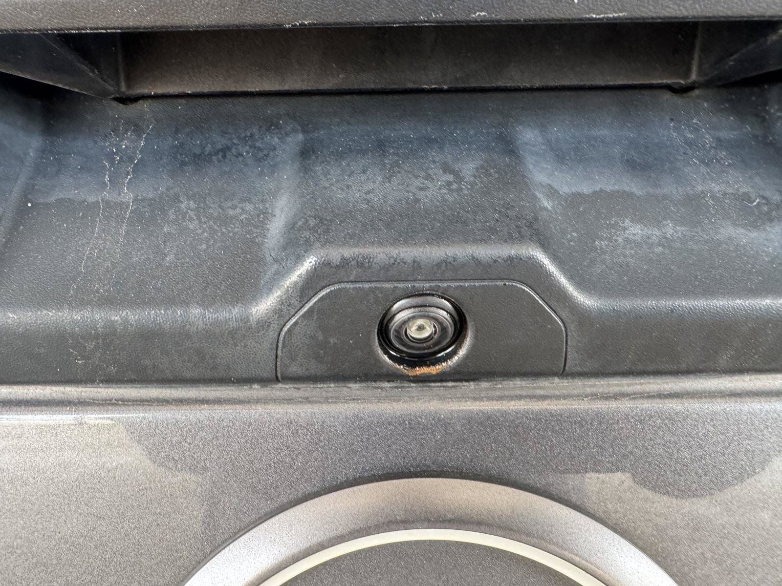 Used 2022 Nissan Frontier SV RWD image 33