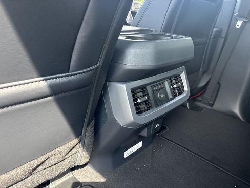 New 2026 Ford F250 Lariat AWD/4WD image 17