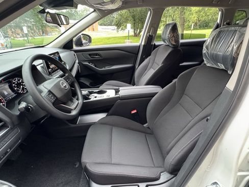 New 2026 Nissan Rogue Dark Armor AWD/4WD image 25