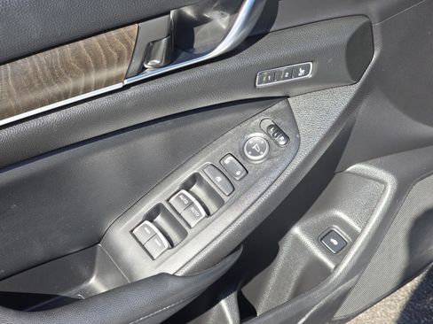 Used 2021 Honda Accord EX-L image 30