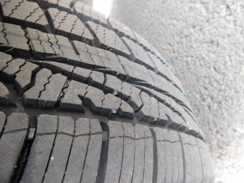 Used 2010 Subaru Legacy 2.5i image 24