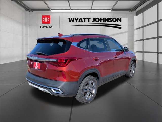 Used 2023 Kia Seltos S w/ Navigation Package FWD image 7