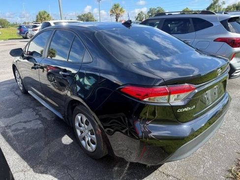 Used 2024 Toyota Corolla LE FWD image 5