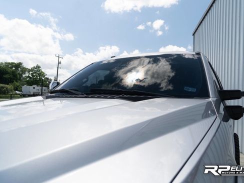 Used 2017 Ford F250 Platinum w/ Platinum Ultimate Package image 40