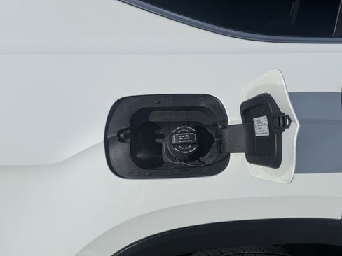 Used 2019 Volkswagen Atlas SE image 11