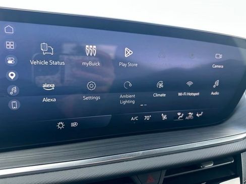Used 2025 Buick Envision Preferred AWD/4WD image 24