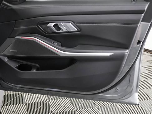 Used 2025 BMW M3 w/ Executive Package RWD image 49