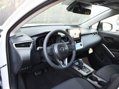 New 2026 Toyota Corolla Cross LE image 6