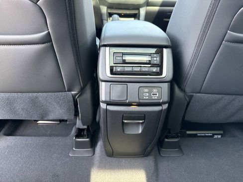 New 2026 Subaru Ascent Limited AWD/4WD image 19