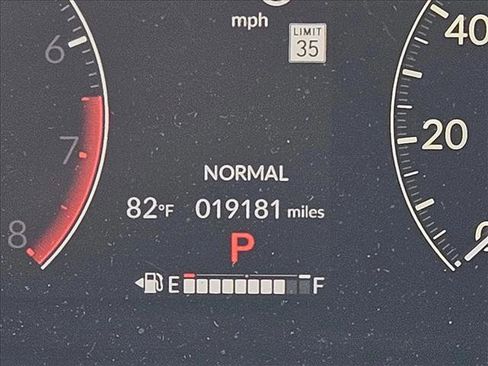 Used 2024 Honda CR-V LX image 7