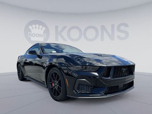 Used 2024 Ford Mustang GT Premium RWD image 10