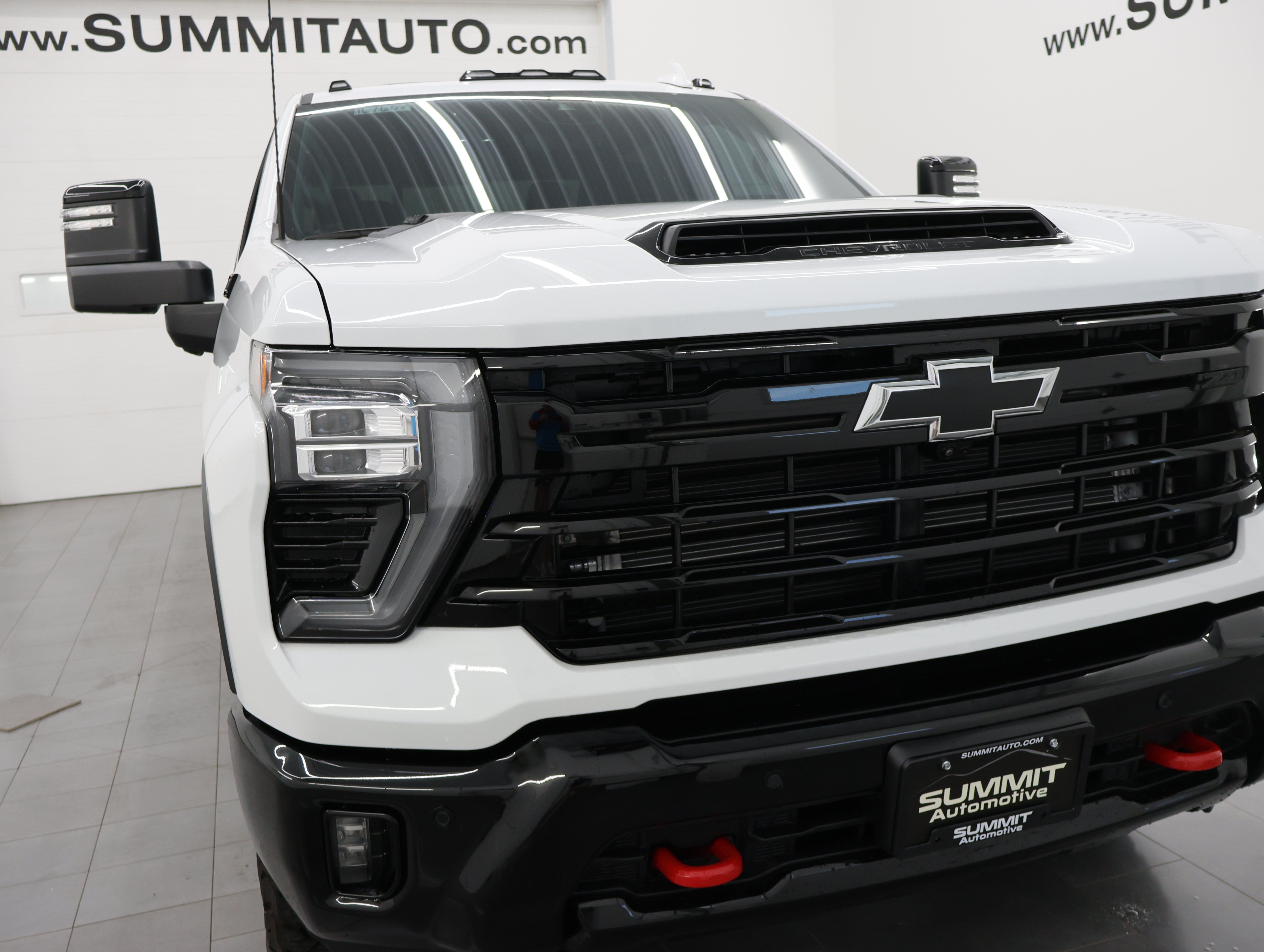 Used 2026 Chevrolet Silverado 3500 LTZ w/ LTZ Plus Package AWD/4WD image 25