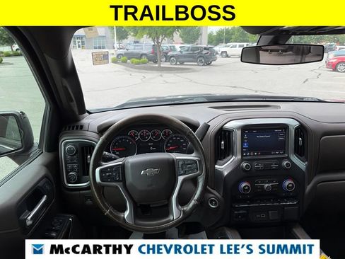 Used 2022 Chevrolet Silverado 1500 LT Trail Boss w/ Convenience Package II AWD/4WD image 40