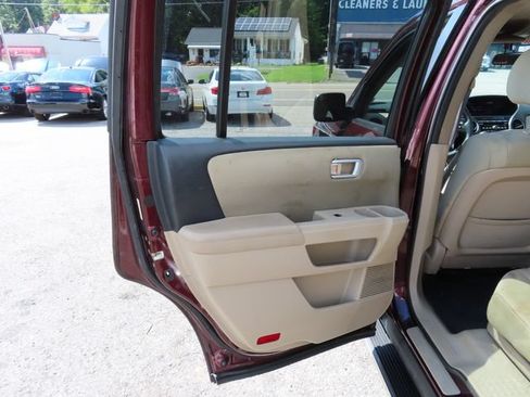 Used 2015 Honda Pilot EX image 11