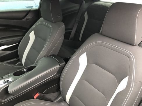 Used 2021 Chevrolet Camaro SS image 12