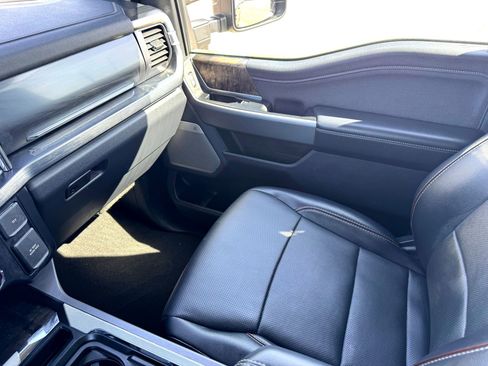 Used 2024 Ford F250 Lariat AWD/4WD image 30
