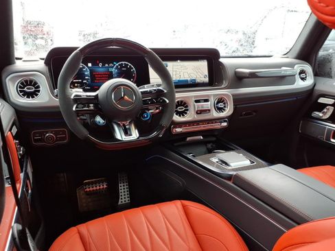 Used 2025 Mercedes-Benz G 63 AMG 4MATIC image 13