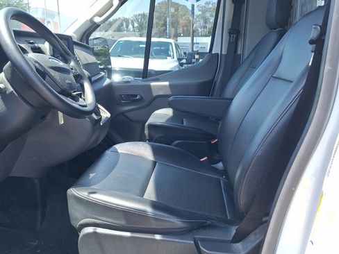Used 2021 Ford Transit 250 Medium Roof RWD image 12