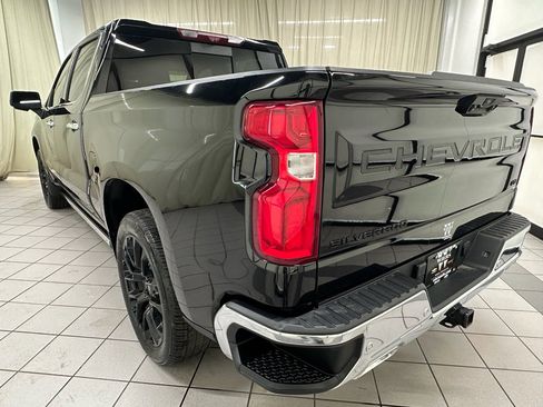 Certified 2023 Chevrolet Silverado 1500 LTZ w/ Technology Package image 11