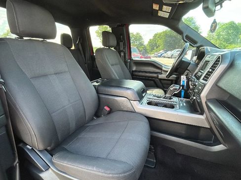 Used 2015 Ford F150 XLT w/ Equipment Group 301A Mid AWD/4WD image 9