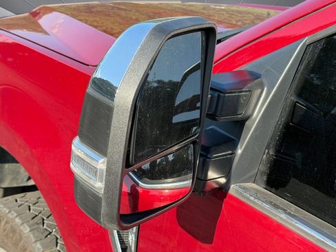 Used 2018 Ford F350 Platinum w/ Platinum Ultimate Package AWD/4WD image 10