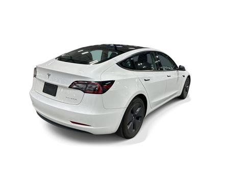 Certified 2022 Tesla Model 3 Long Range AWD/4WD image 6