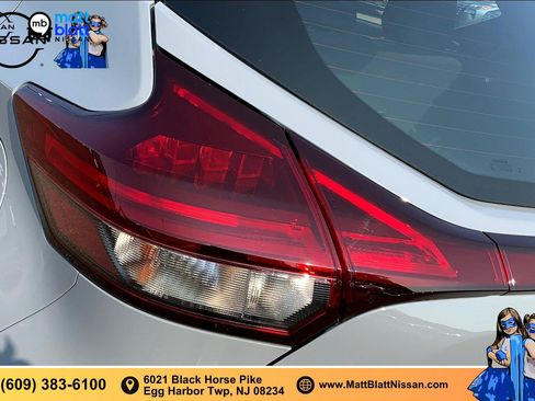 Used 2023 Nissan Kicks SV FWD image 27