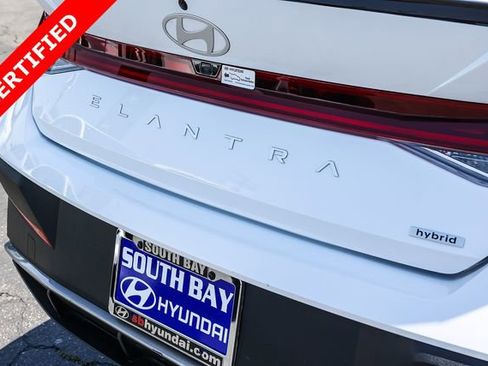 Certified 2025 Hyundai Elantra SEL FWD image 7