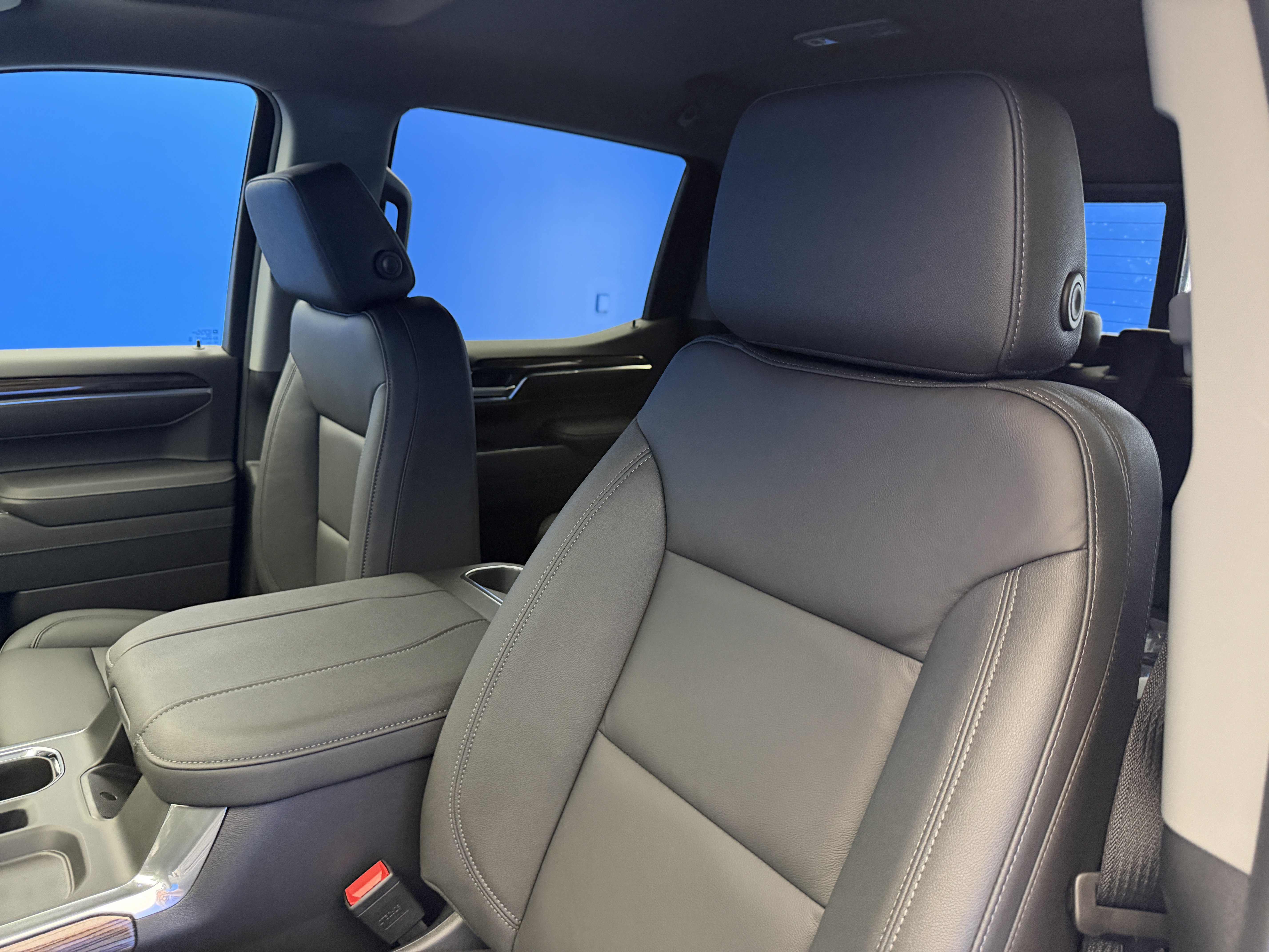New 2026 Chevrolet Silverado 1500 RST w/ Convenience Package II AWD/4WD image 13