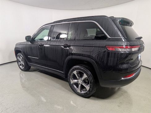 New 2025 Jeep Grand Cherokee Limited image 5